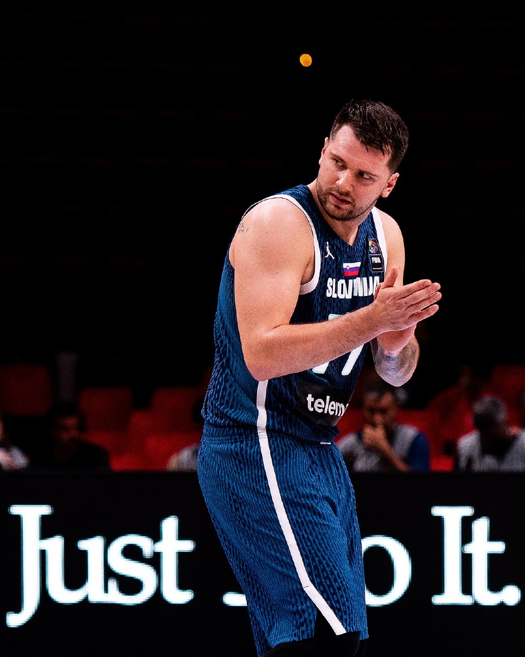 开云在线-斯洛文尼亚主场不敌波兰，奥地利提前晋级的简单介绍